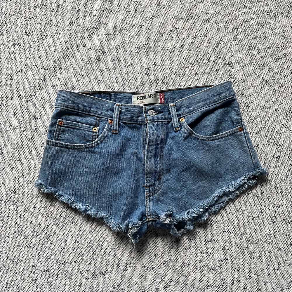 Levi’s 505 shorts